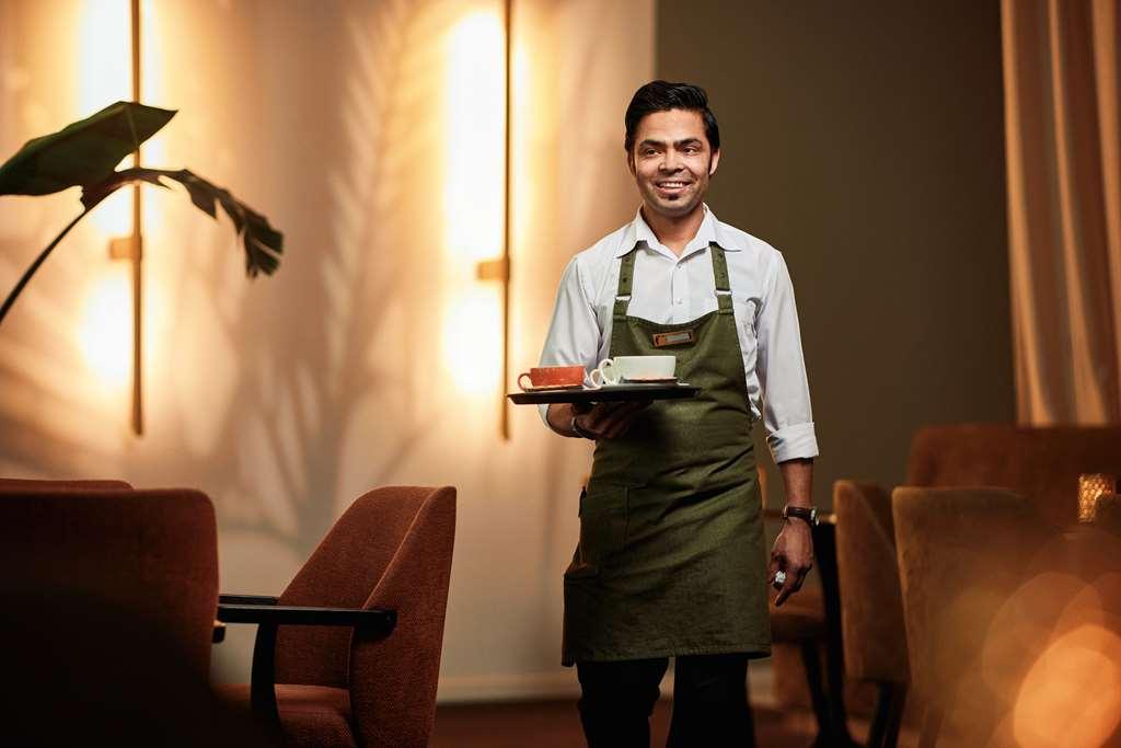 Der Valk Hotel 4*