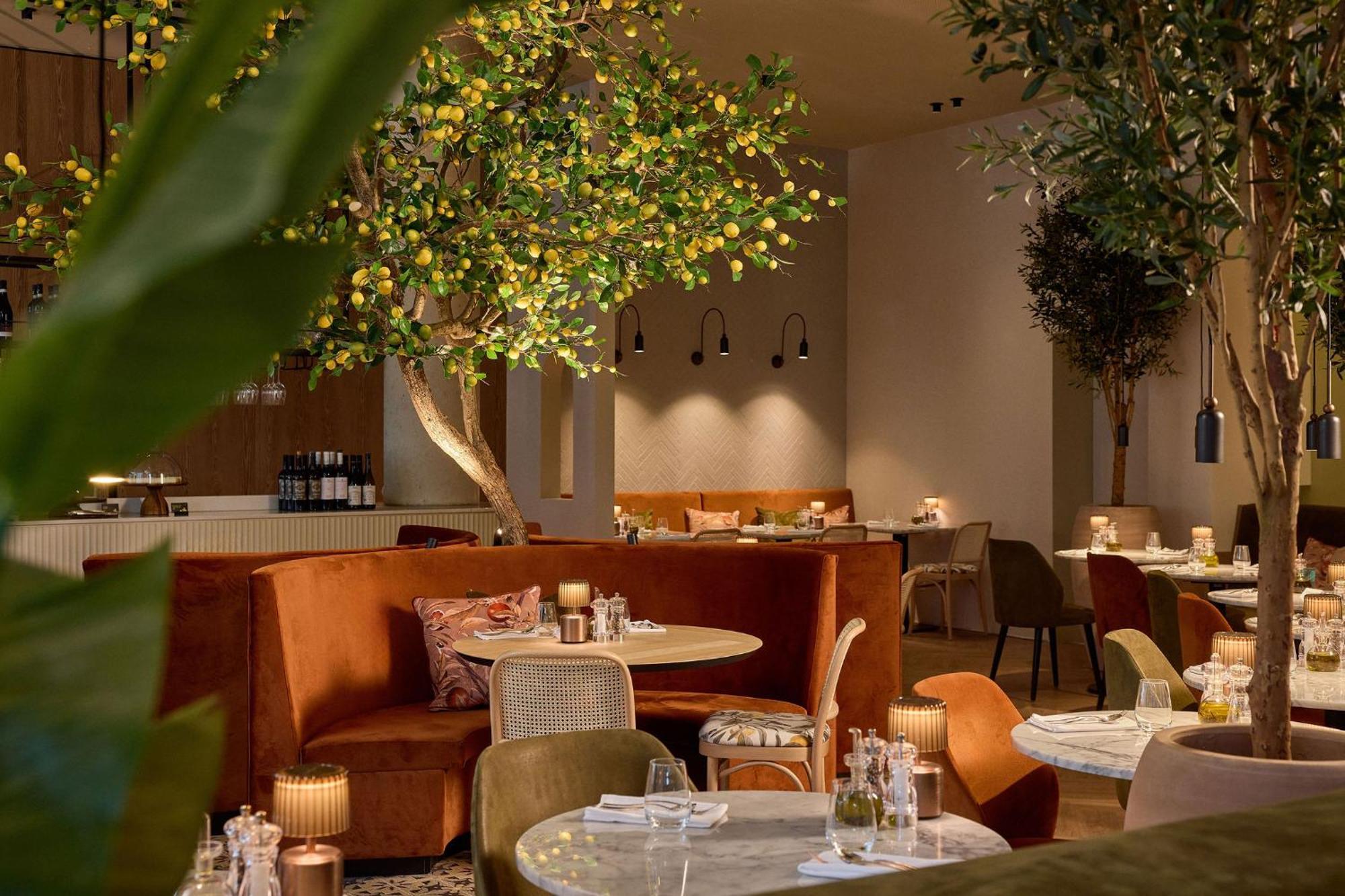 Der Valk Hotel 4*