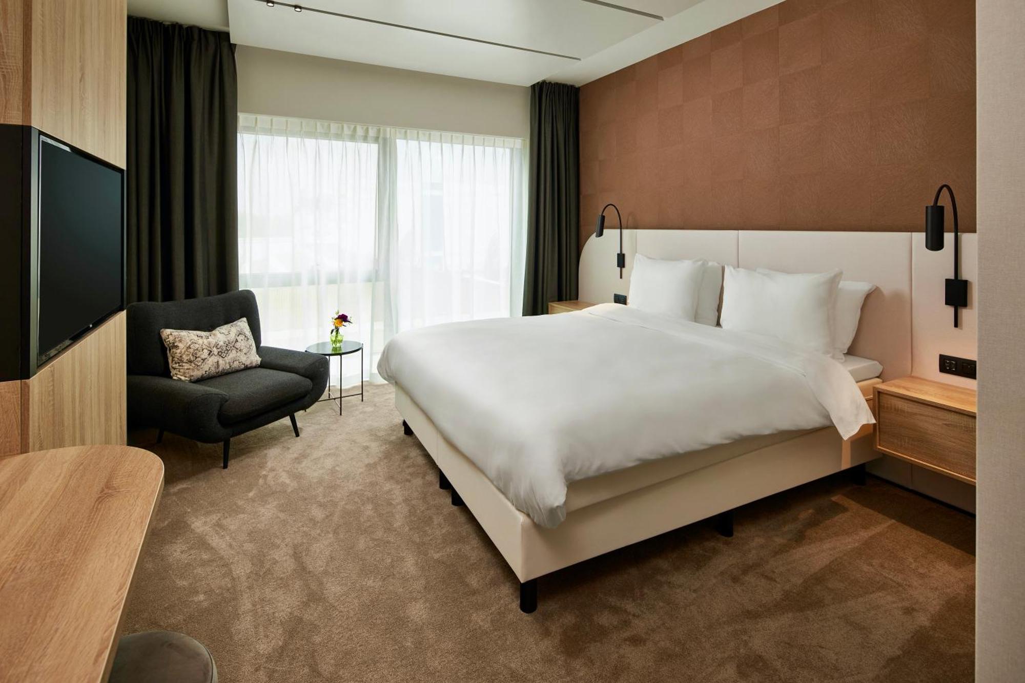 Hotel Der Valk 4*